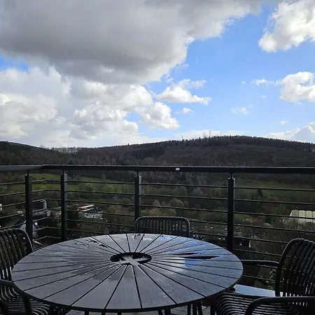 Luxus-penthouse Mit Panorama-view 公寓
